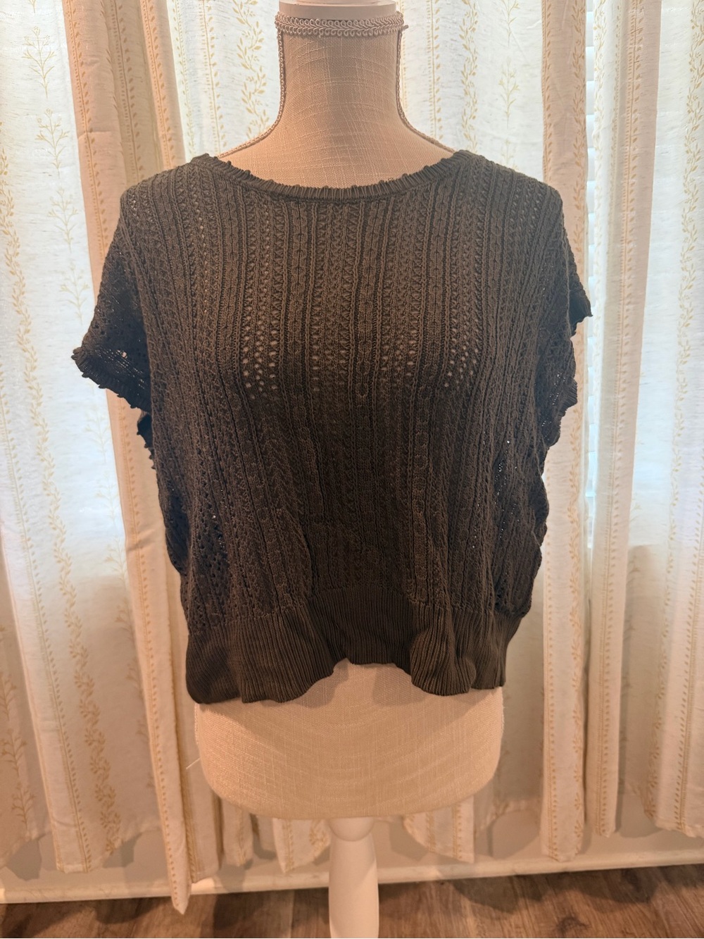 Army Green Knit Short Sleeve Sweater Top